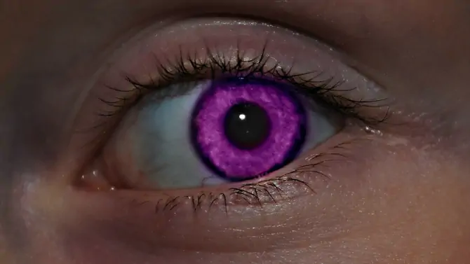 العيون الأرجوانية Violet Eyes