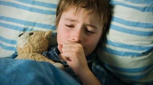 طرق طبيعية لتهدئة السعال عند الأطفال في الليل