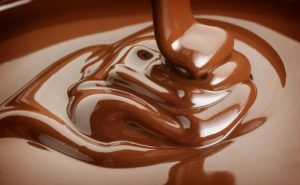 طريقة عمل صوص الشوكولا بالكاكاو البودرة