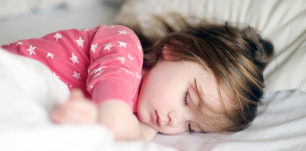 نصائح لضمان نوم صحي لطفلك