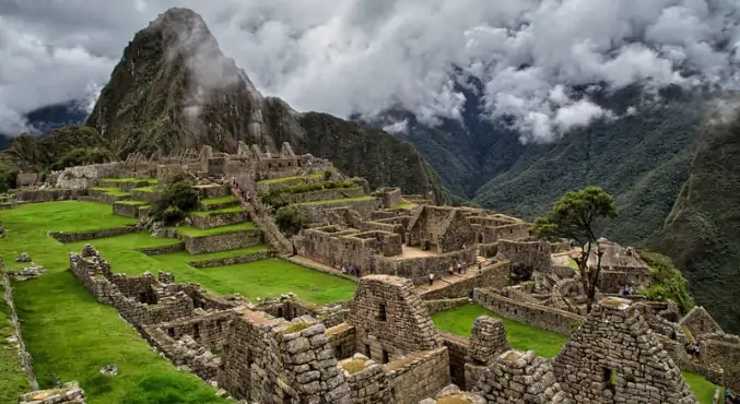 مدينة ماتشو بيتشو (يبرو) Machu Picchu town