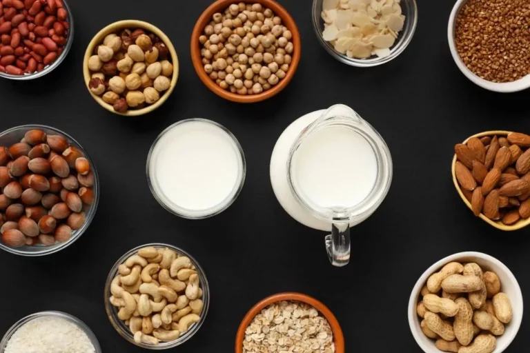 الحليب النباتي – معلومات مهمة وأشهر 15 نوع